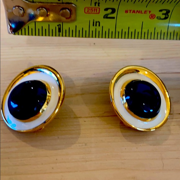 Vintage earrings - Picture 1 of 4